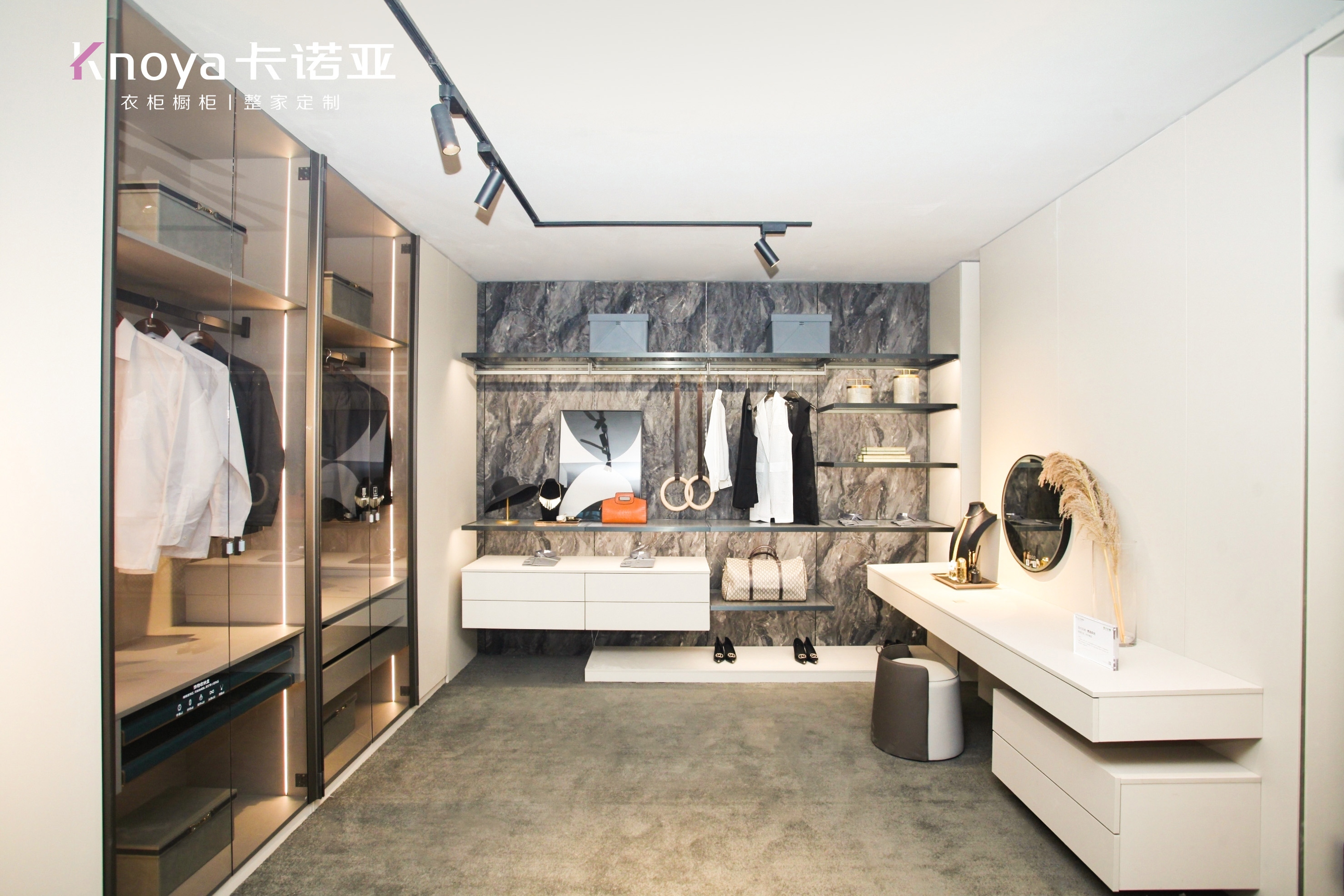 91视频免费观看新一代沉浸式体验展馆惊艳中国建博会（广州）